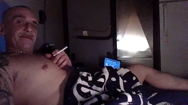 CandiedPompano online show from October 25, 3:08 am