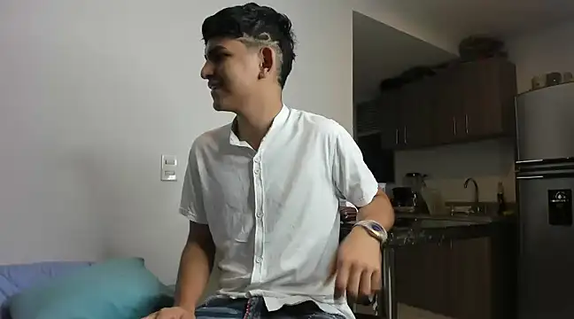 Lyam ap online show from January 10, 2:25 am