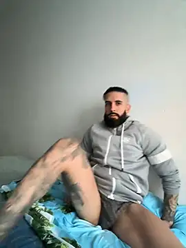 Snapshot of Gioeltoro89 chatting on January 8, 3:50 pm Gioeltoro89 online show from January 8, 3:50 pm