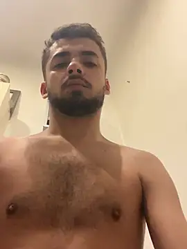 romain698 online show from April 7, 5:29 am