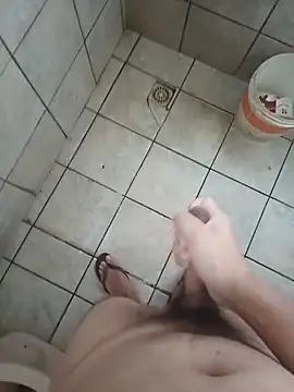 pedronovinho123 online show from January 16, 2:31 pm