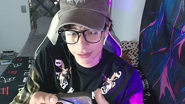 Zacktk7 online show from April 13, 9:04 pm