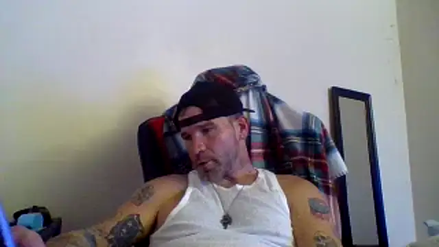 Snapshot of johnnyrockit chatting on October 25, 11:50 pm johnnyrockit online show from October 25, 11:50 pm