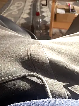 ich411983 online show from October 2, 7:34 am