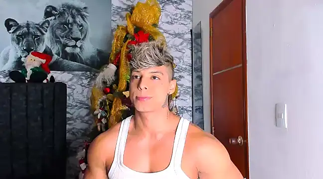 Owen Muzcle online show from December 30, 11:26 am