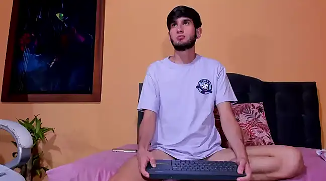 Thhiago tay online show from December 3, 3:55 pm