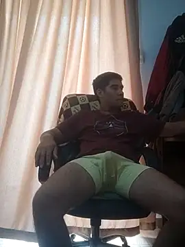 estudiante69 online show from January 12, 7:53 pm