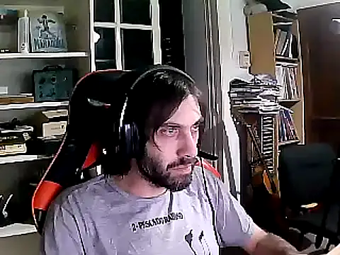 Snapshot of johnwood88 chatting on February 3, 6:56 am johnwood88 online show from February 3, 6:56 am