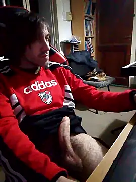 Snapshot of johnwood88 chatting on October 28, 5:32 am johnwood88 online show from October 28, 5:32 am