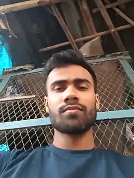 Snapshot of Skinny_Bigass_23 chatting on February 26, 9:42 am Skinny Bigass 23 online show from February 26, 9:42 am