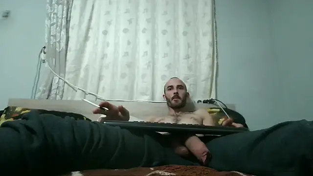 kisandgioni online show from December 15, 10:37 pm