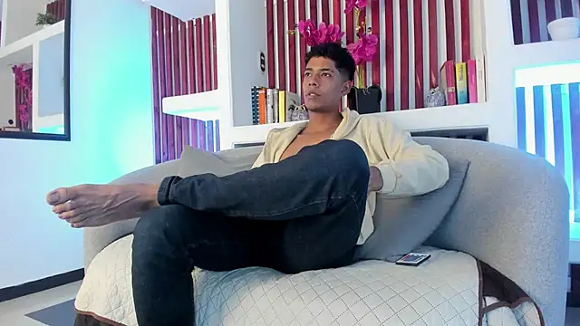 wagz online show from April 14, 7:46 pm