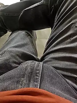 faaseel online show from February 25, 9:32 am