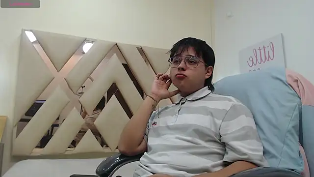 AndrewPherson online show from January 27, 12:37 pm