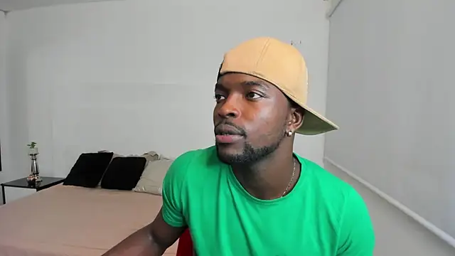 Dylan Taylor online show from March 5, 3:30 am