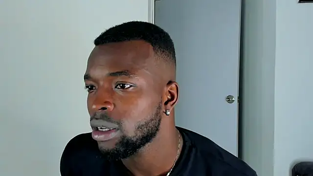 Dylan Taylor online show from October 8, 2:49 am