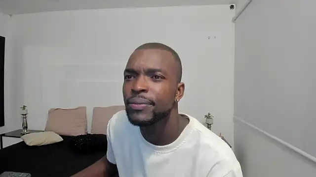 Dylan Taylor online show from January 1, 4:18 pm