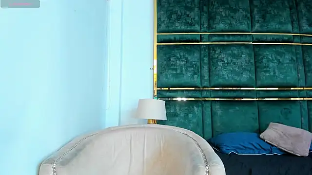 Dylan Taylor online show from February 5, 1:58 am