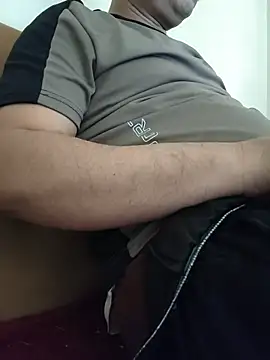 samee00721 online show from March 14, 9:27 am