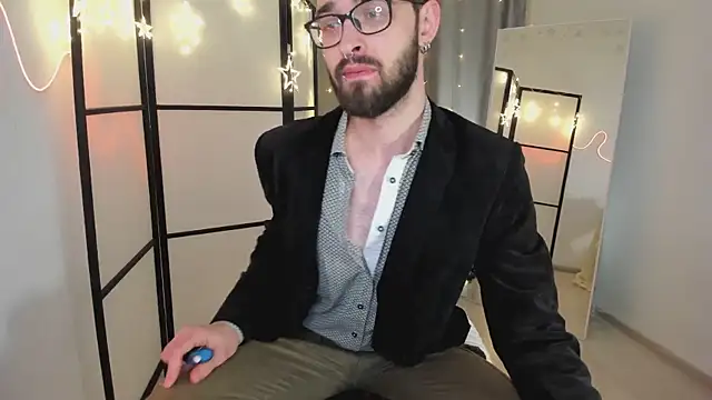 Drew Brown online show from December 27, 5:42 am