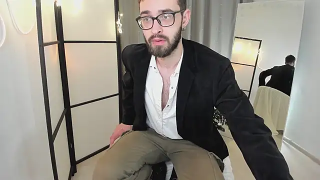 Drew Brown online show from December 26, 5:47 am