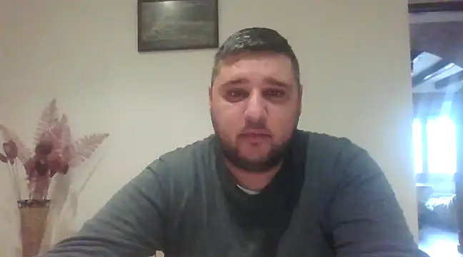  revianzip1 online show from December 10, 10:06 am