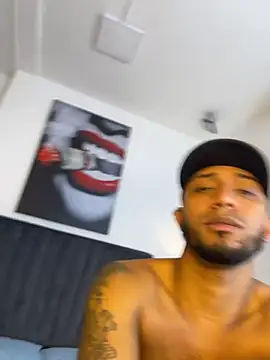 Robin Rief online show from February 24, 3:40 am