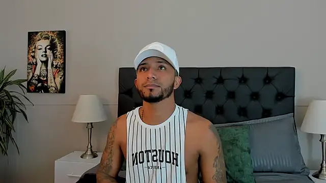 Robin Rief online show from October 11, 4:27 am