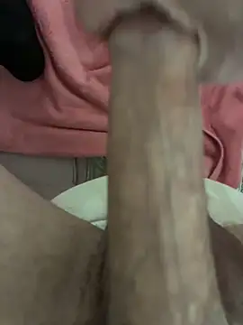 HoneyCoconuts online show from April 23, 7:02 am