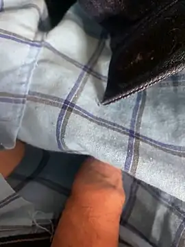 HoneyCoconuts online show from March 6, 11:36 am