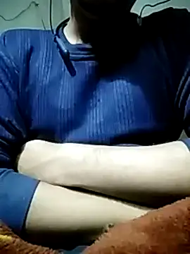 Snapshot of indboyfuc chatting on January 17, 9:32 pm indboyfuc online show from January 17, 9:32 pm