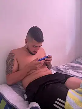 miia-liiam online show from January 14, 3:15 pm