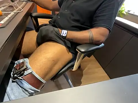 Nil Talreja online show from October 9, 8:52 am