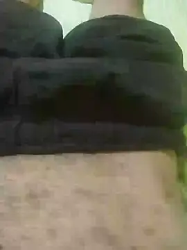 Snapshot of jarmesr7x chatting on February 12, 1:30 am jarmesr7x online show from February 12, 1:30 am