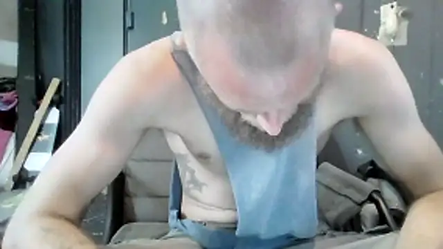 618fuckupp online show from April 16, 1:33 pm