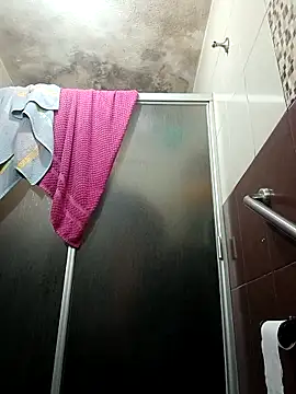 chinoxxx online show from April 17, 7:44 am