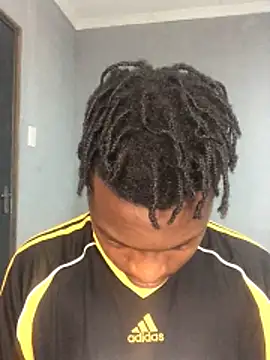 Redfucks333 online show from November 26, 8:23 pm