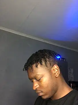 Redfucks333 online show from April 12, 7:37 pm