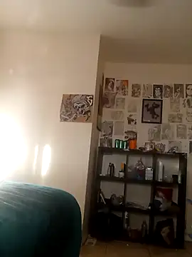 k1oudE online show from March 4, 1:12 am