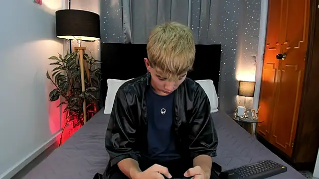 Brian-Ausslos online show from January 26, 3:59 am