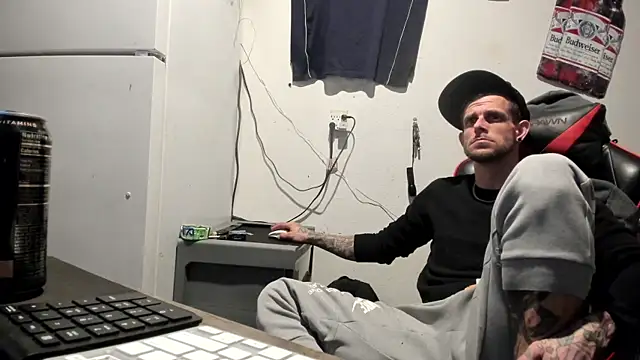 JamesMichael88 online show from February 28, 4:53 pm