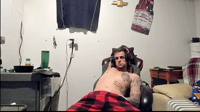 JamesMichael88 online show from March 2, 7:10 am