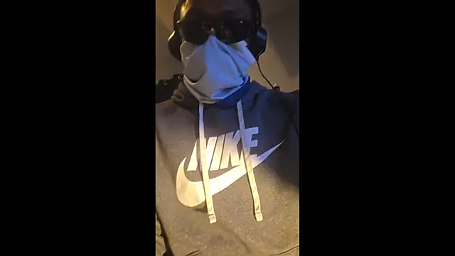 dominatingblacklove online show from March 29, 12:33 am