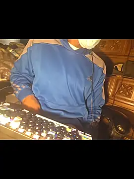 dominatingblacklove online show from December 17, 4:24 pm