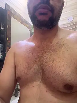 skyisthelimit12 online show from February 3, 6:33 am