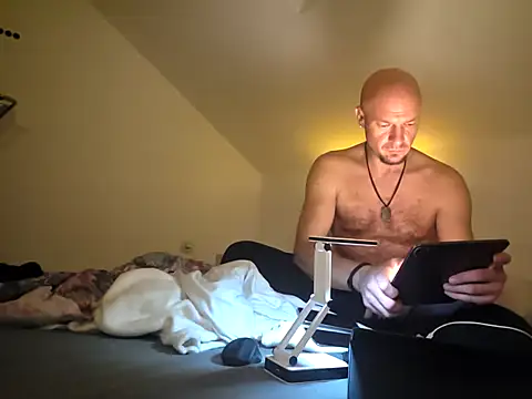 Insaneman1 online show from March 4, 2:29 am