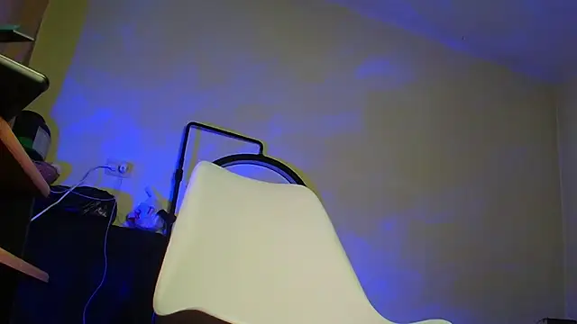 XanderCage99 online show from April 6, 10:54 pm