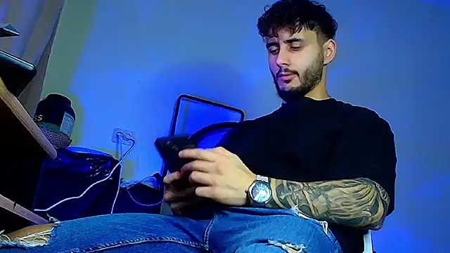 XanderCage99 online show from February 21, 9:38 pm