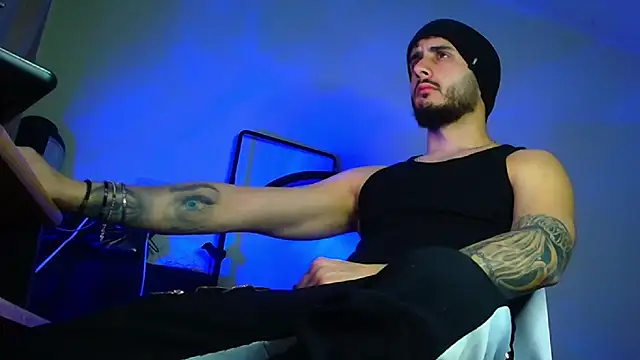 XanderCage99 online show from April 1, 10:40 pm