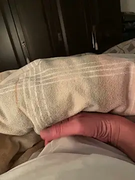 gamdschie49 online show from April 2, 7:55 pm